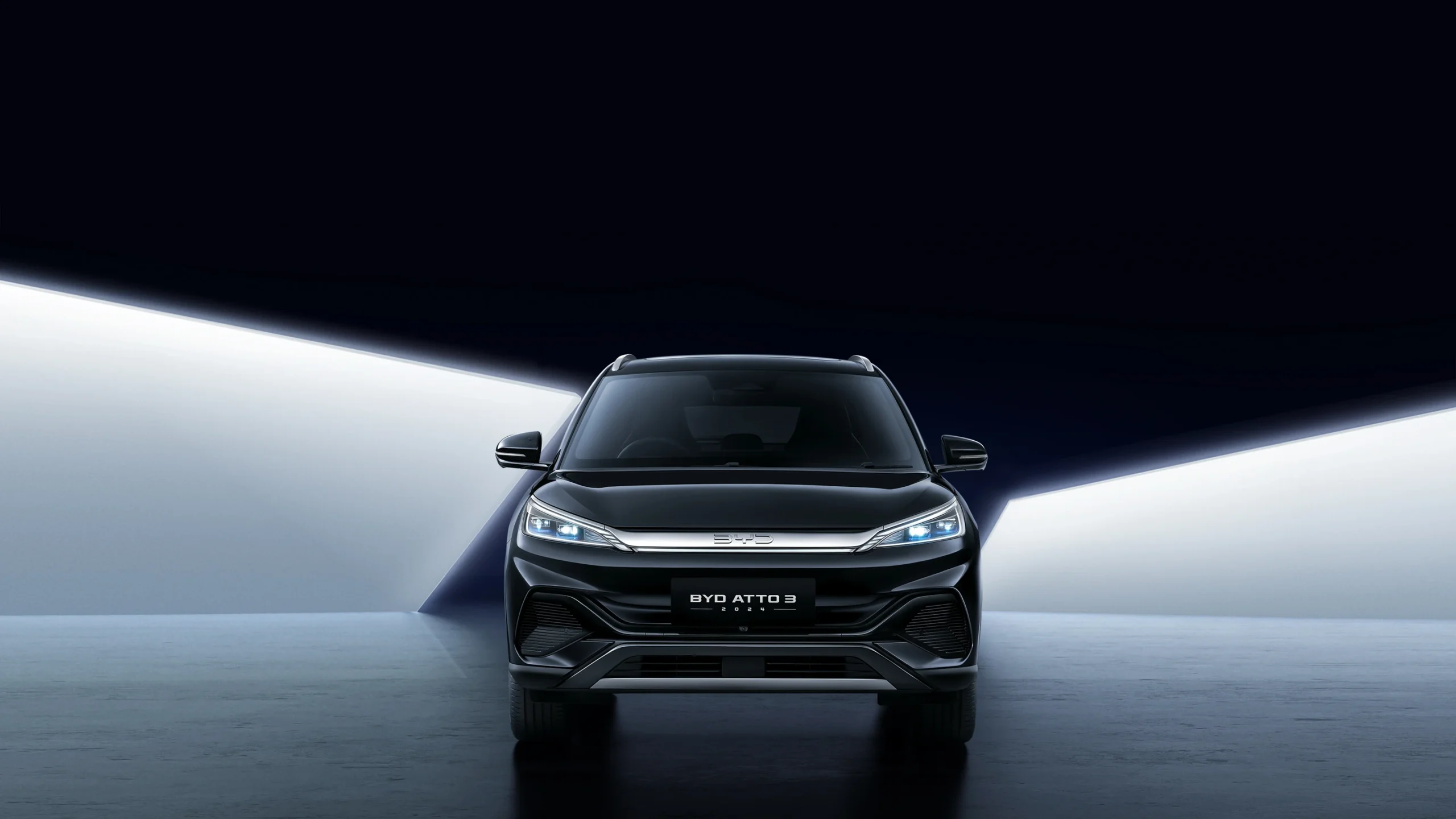 atto3 front